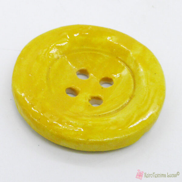 Κίτρινο κεραμικό κουμπί