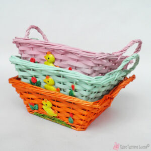 τετράγωνα χρωματιστά ψάθινα πανέρια