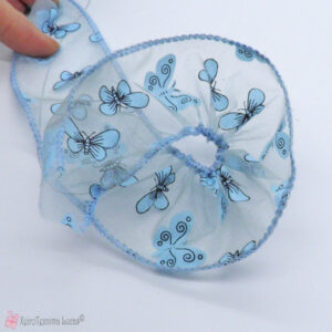 Γαλάζια οργάντζα κορδέλα με πεταλούδες