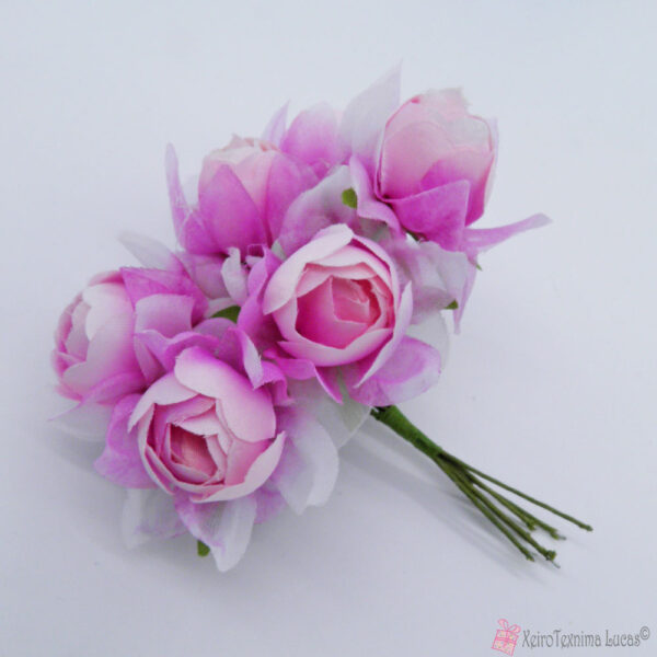 Ροζ υφασμάτινα λουλούδια