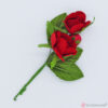 Διακοσμητικό κλαδί με κόκκινα τριαντάφυλλα