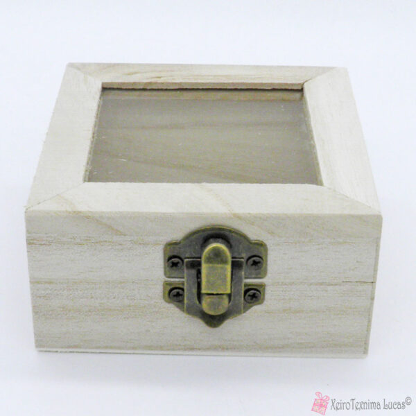 Τετράγωνο ξύλινο κουτί