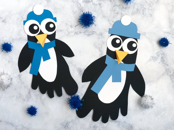 Πιγκουίνοι φτιαγμένοι με τις παιδικές πατούσες για πατρόν