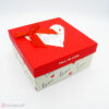 Τετράγωνα χάρτινα κουτιά love με καρδιά