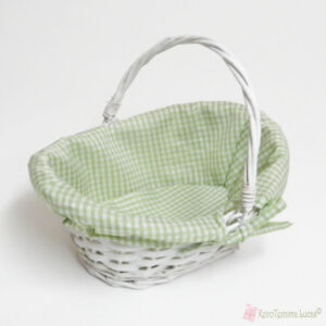 Ψάθινο καλάθι με πράσινο καρό ύφασμα