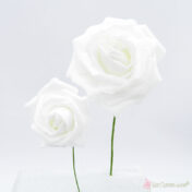 Λευκά διακοσμητικά τριαντάφυλλα