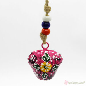 Φούξια μεταλλικό κουδούνι με ζωγραφιστά λουλούδια και πολύχρωμες χάντρες