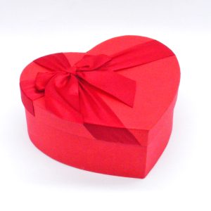 κόκκινο χάρτινο κουτί καρδιά με σατέν κορδέλα και φιόγκο | XeiroTexnima Lucas