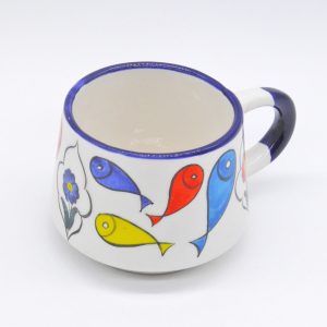 Κεραμική Κούπα με Πολύχρωμα Ζωγραφιστά Ψαράκια | xeirotexnima lucas