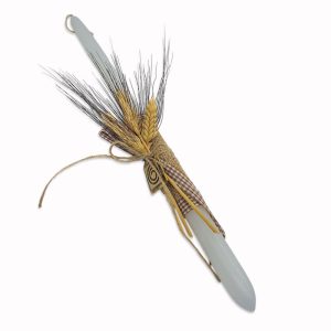 Πασχαλινή λαμπάδα με αποξηραμένα στάχυα και μεταλλική σπείρα | XeiroTexnima Lucas