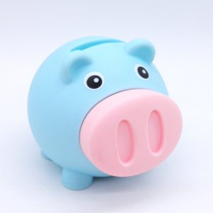 Πλαστικός κουμπαράς με γαλάζιο γουρουνάκι | XeiroTexnima Lucas