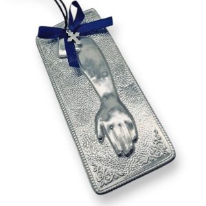 Θρησκευτικό τάμα αριστερό χέρι με διαστάσεις 11,5× 4,5 cm | XeiroTexnima Lucas