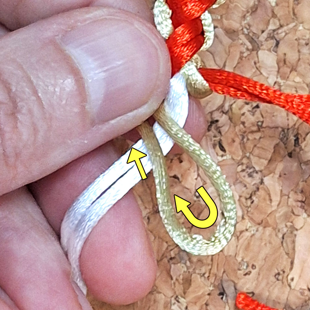 Βήμα 1 για Σπειροειδή πλέξη macrame Spiral Knot | XeiroTexnima Lucas